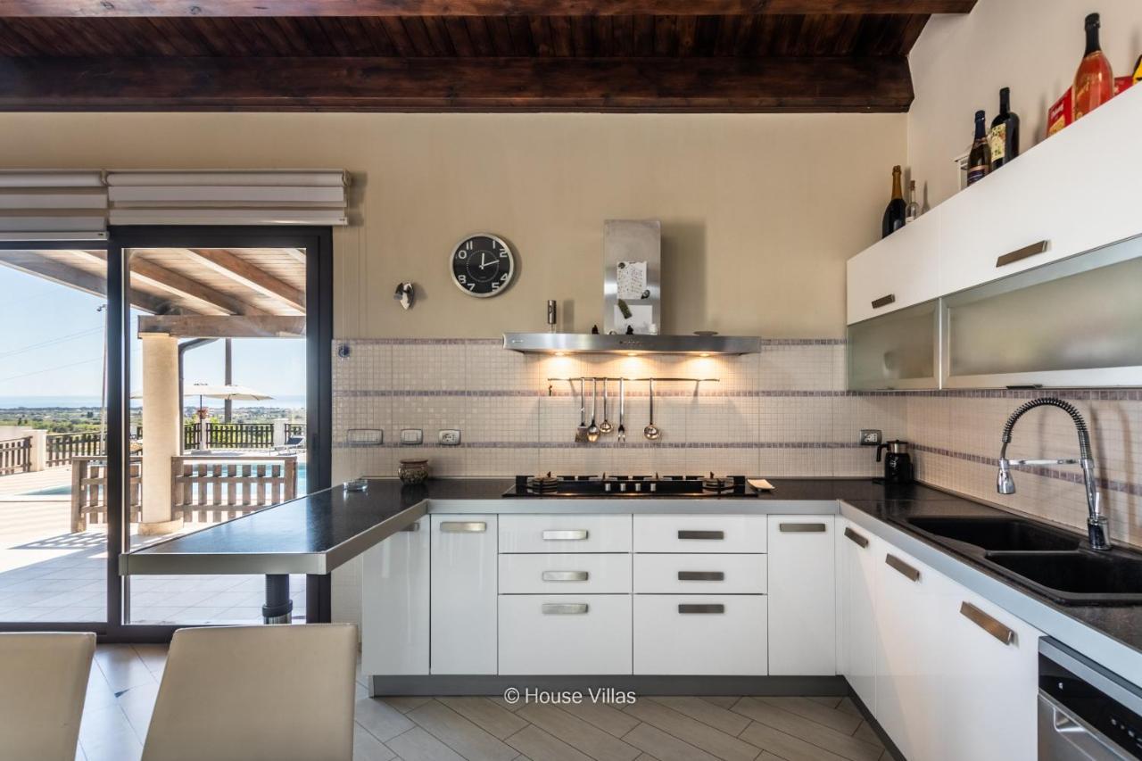 House&Villas - Villa Zora 阿沃拉 外观 照片